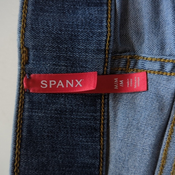 Spanx Seamed Front Wide Leg Jeans Large Vintage Indigo Slimming l Size Medium - Picture 8 of 8